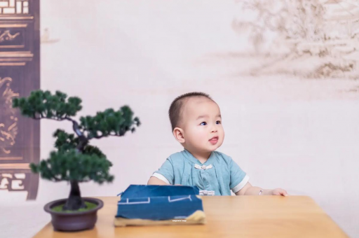 天门宝宝喊肚子疼怎么回事